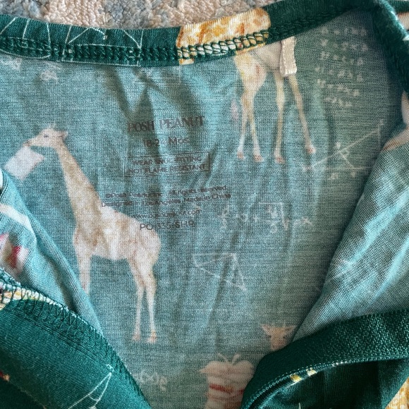 🦒 Posh Peanut Bamboo Viscose Giraffe Math Print Footed One Piece Pajama - Picture 3 of 13
